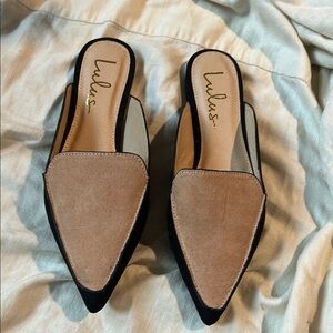 Lulu's Tan and Black Women's Mules